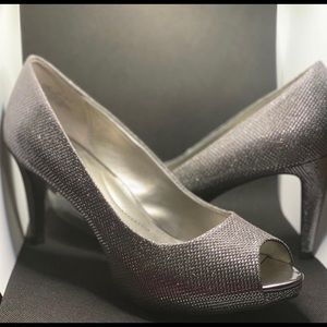 Black and Silver Pumps